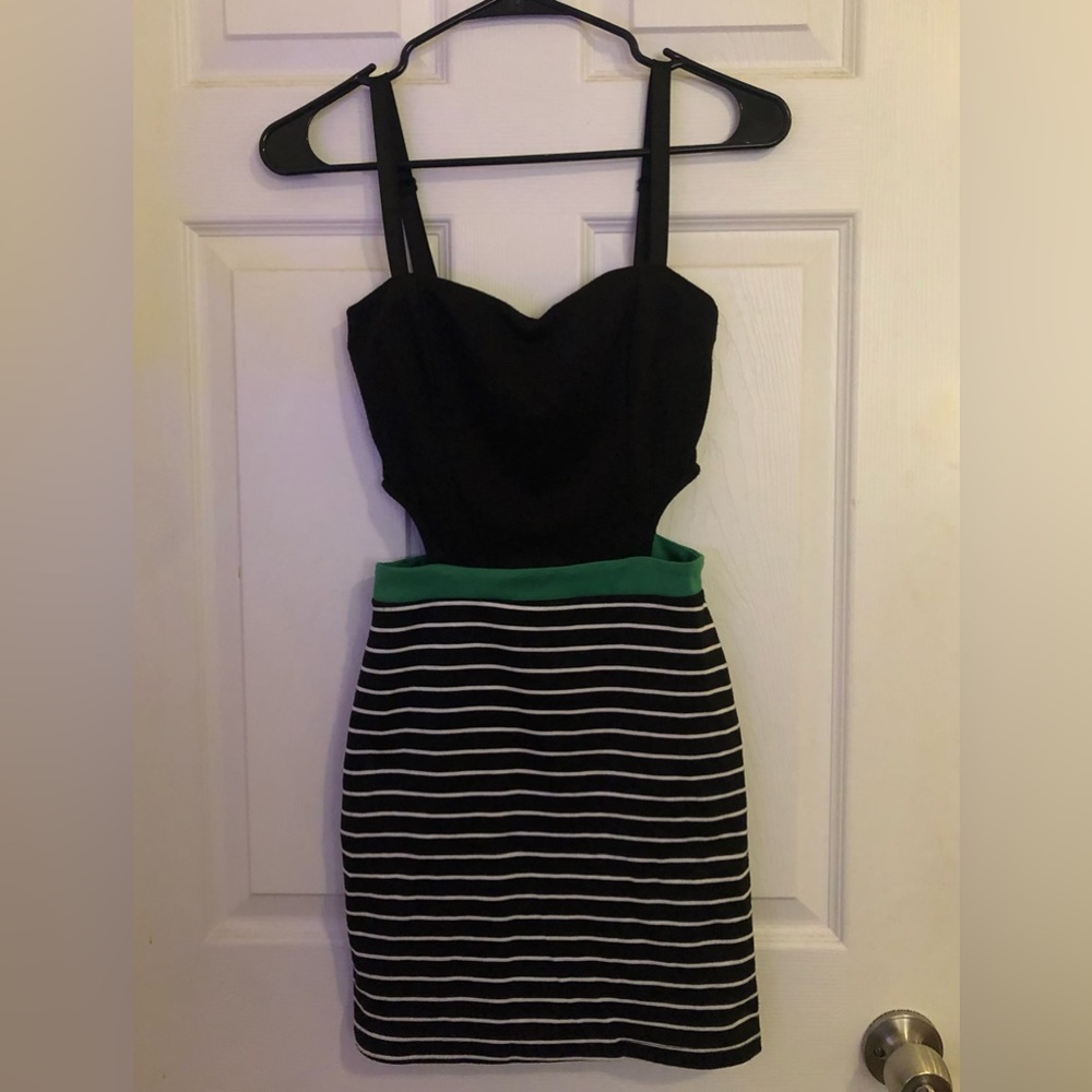 Pin-Up Boutique cut out mini dress